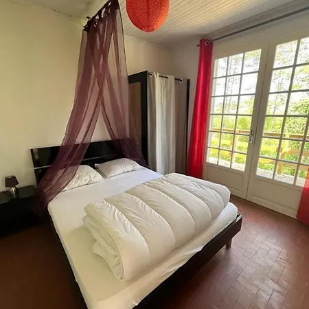 La Colline Aux Chalets, Jaccuzi, Sauna